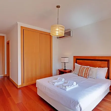 Modern 1 With Pool By Homing Apartment Albufeira
