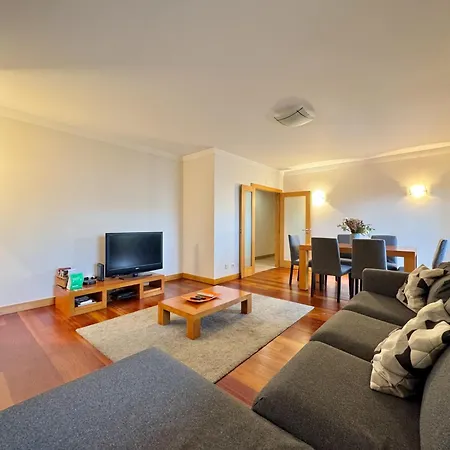 Modern 1 With Pool By Homing