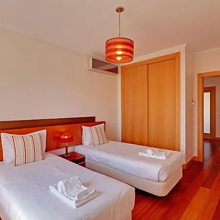 Modern With Pool By Homing Albufeira